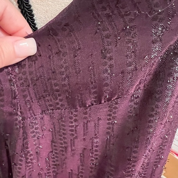 Francesca's Miami "Zelda" Textured Sparkle Minimalist Slip D… - Picture 9 of 12